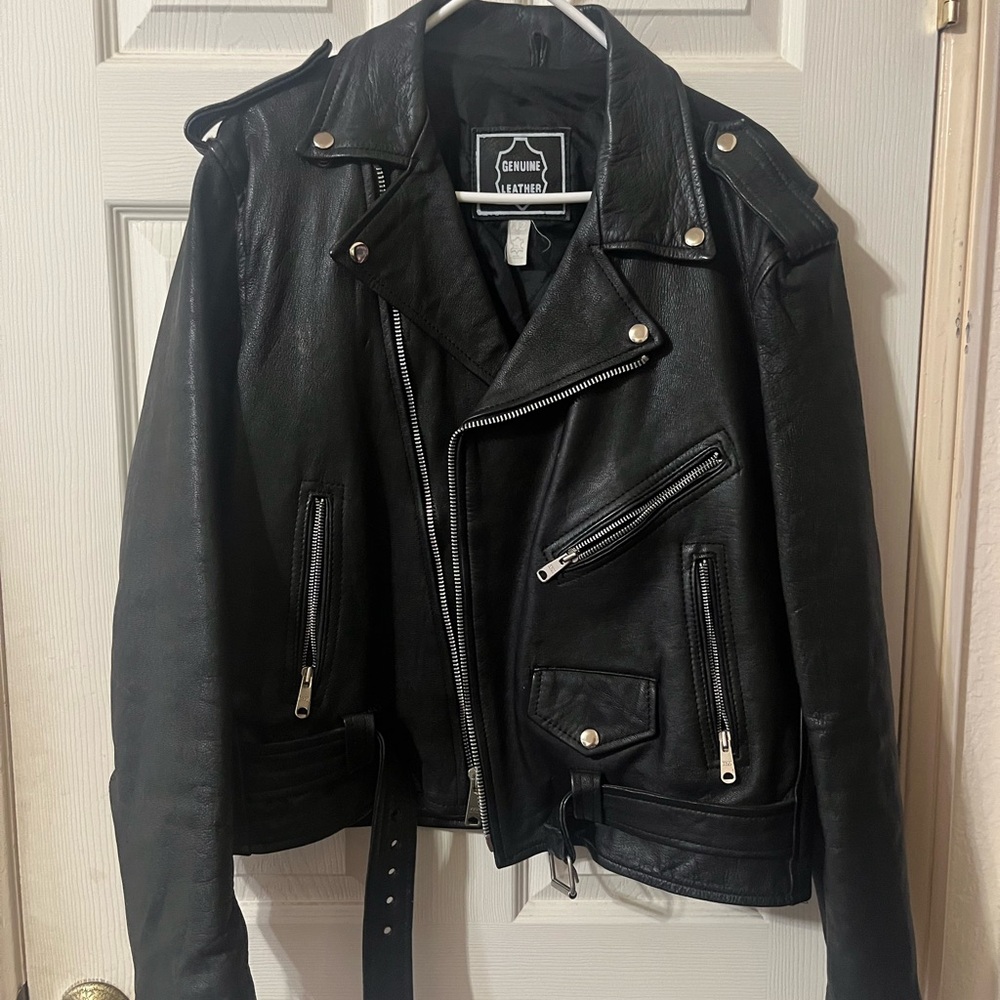 Vintage Men’s Genuine Leather Black Leather Jacket Size 42
